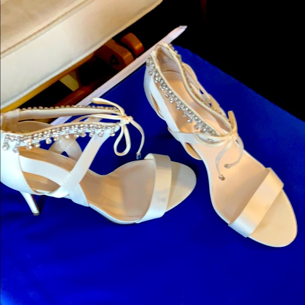 David’s Bride Shoe